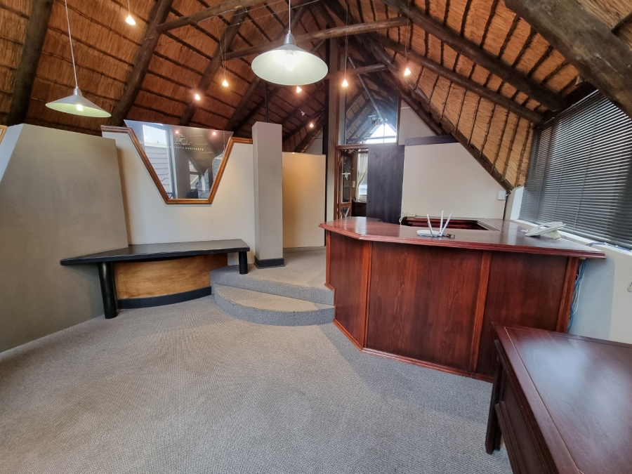 5 Bedroom Property for Sale in Eureka Free State